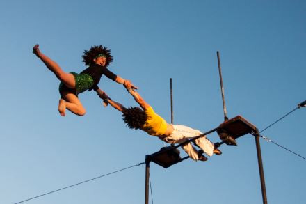 CIA.PAKIPAYA: SHAKE SHAKE SHAKE (1)